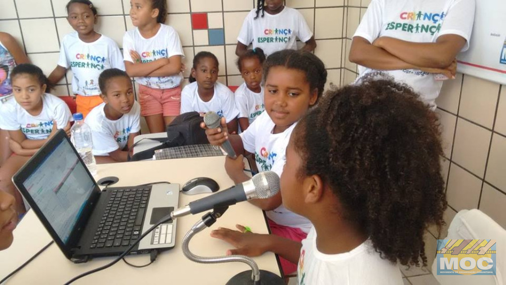 Crianças e Adolescentes da comunidade de Jitaí participam de oficina de programação radiofônica