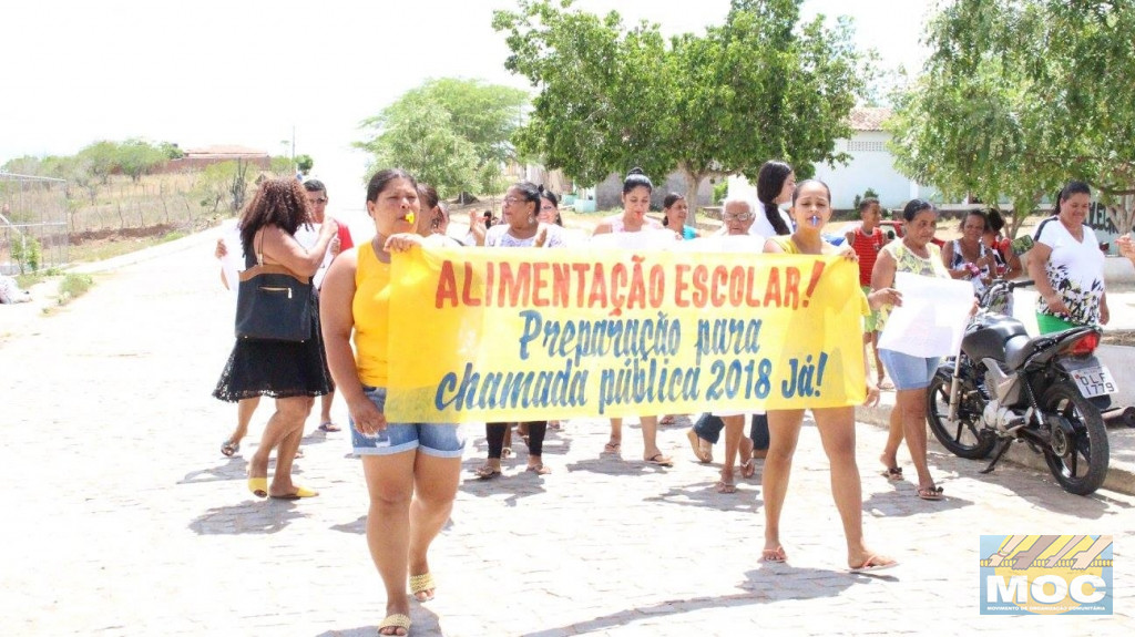Protesto contra a falta de merenda escolar  no município de Ichu 