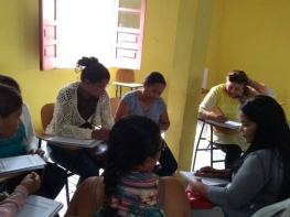 Mulheres participam de curso sobre gestão financeira em Araci