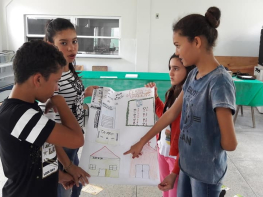 Adolescentes criam vídeo sobre direitos em oficina de Educomunicação